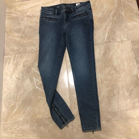 NWOT We The Free skinny jeans size 28 - Picture 1 of 5